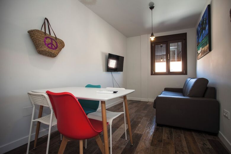 Aparthotel Apartamentos El Volante II