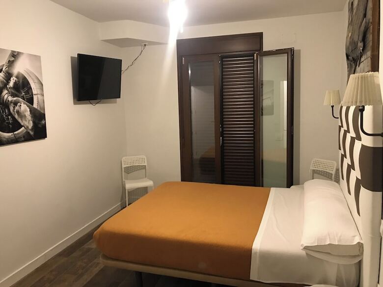 Aparthotel Apartamentos El Volante II