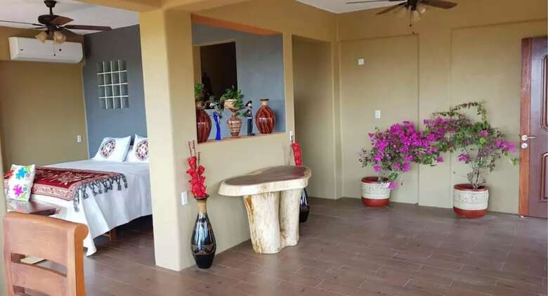 Bed & Breakfast Casa Arcoiris Zihuatanejo