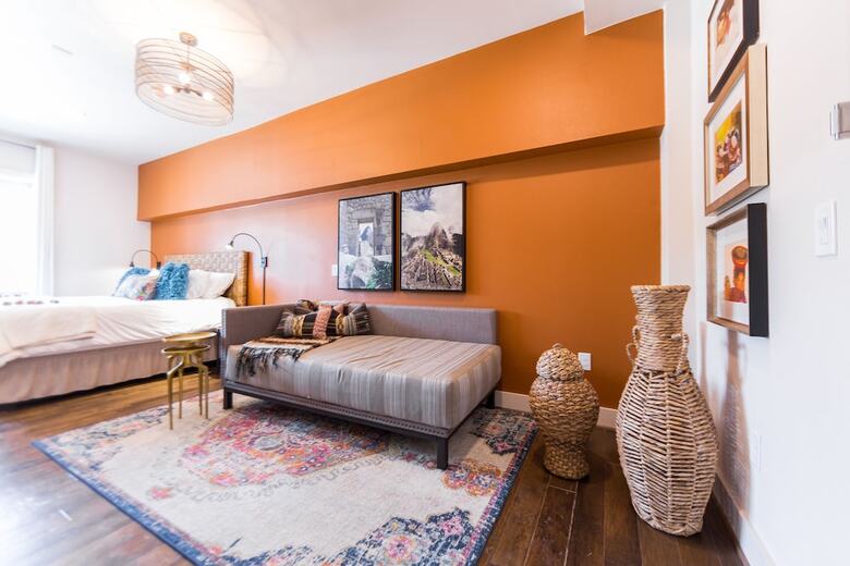 Bishop Arts Hotel By Qresorts.