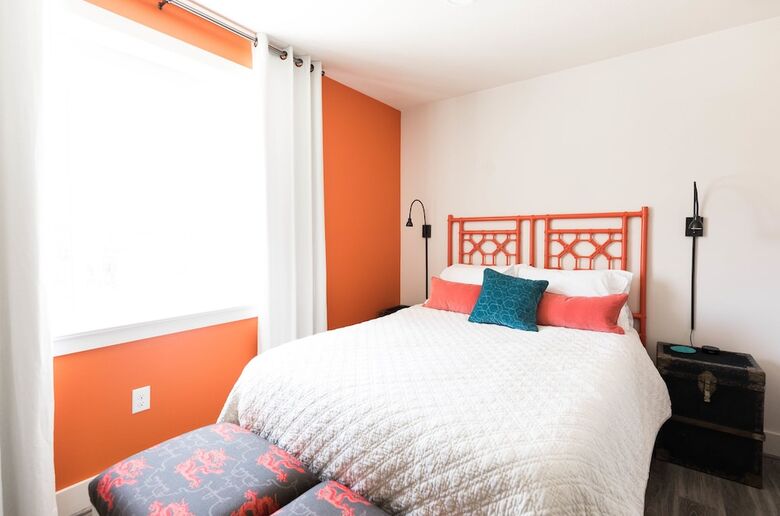 Bishop Arts Hotel By Qresorts.