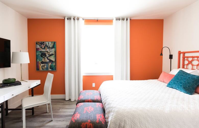 Bishop Arts Hotel By Qresorts.