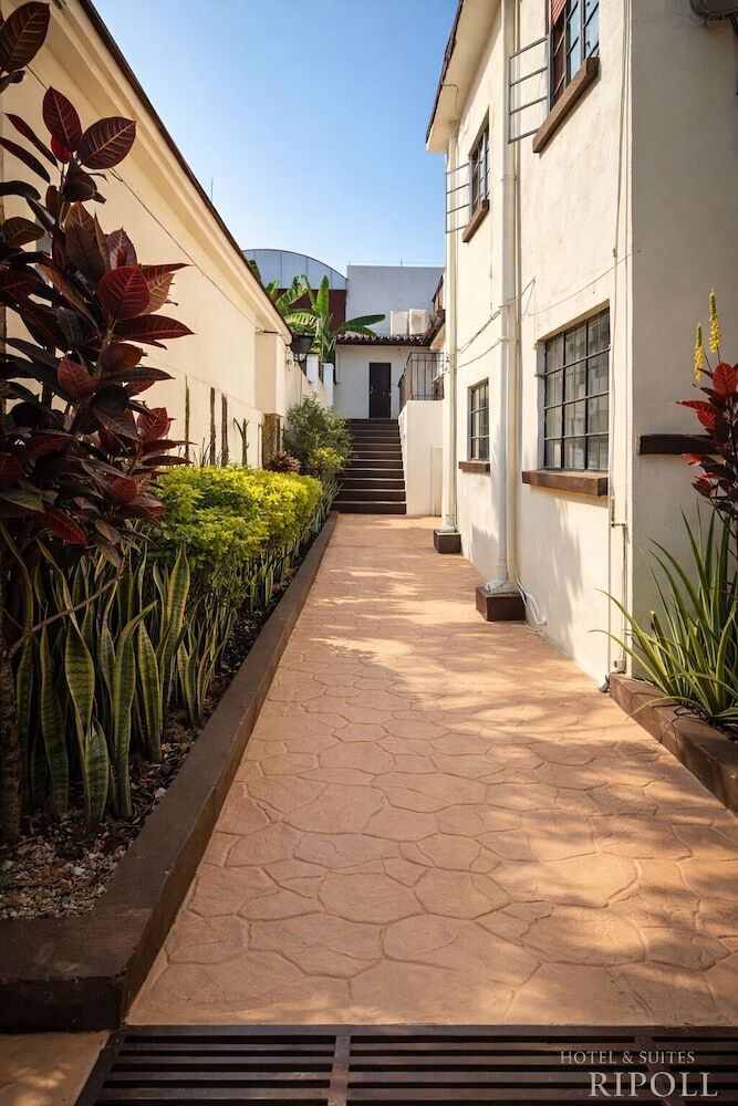 Hotel Suites Ripoll C�rdoba