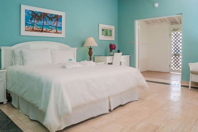 Hotel Cape Santa Maria Beach Resort