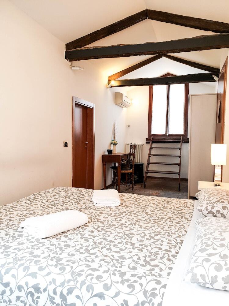 Bed & Breakfast Ca' Loredan