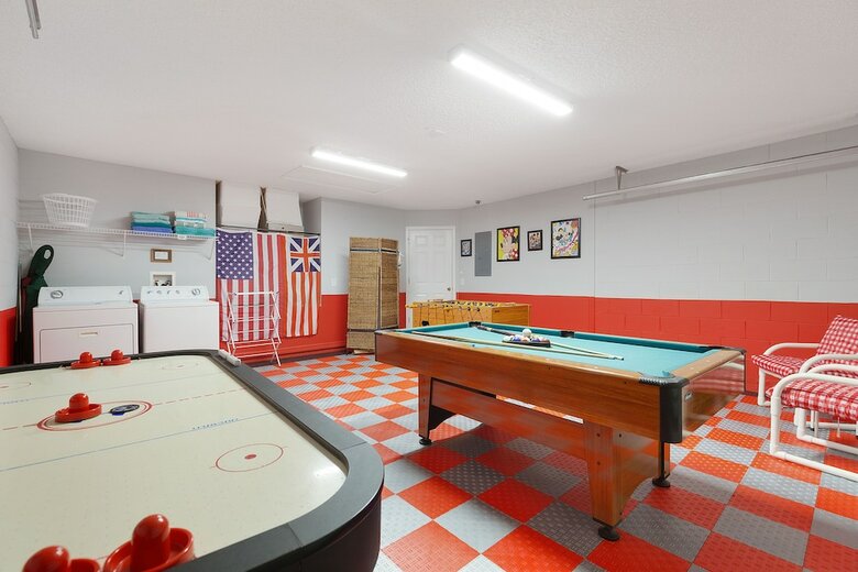 Aparthotel Waterside Villa By Villadirect