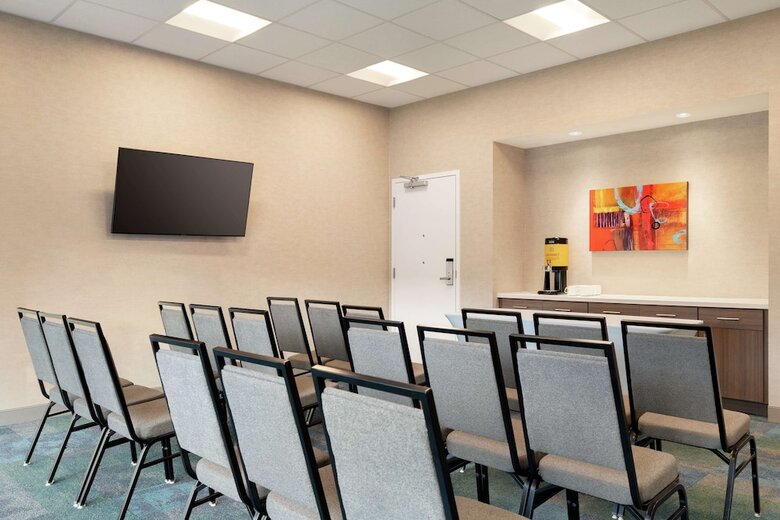 Hotel Home2 Suites By Hilton Woodland Hills