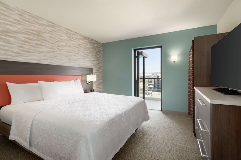 Hotel Home2 Suites By Hilton Woodland Hills