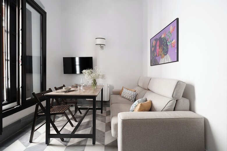 Aparthotel Numa Seville Alegre