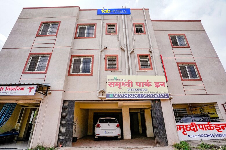 Hotel Fabexpress Samruddhi Park Inn