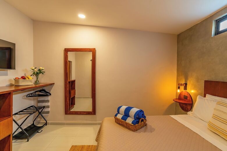 Hotel Casa Madero La Paz