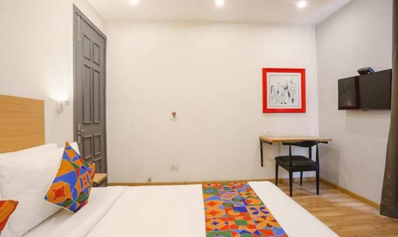 Hotel Fabexpress Meera Residency