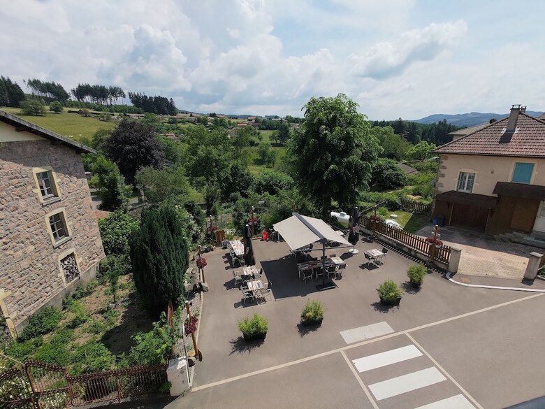 Hotel 1799 Rte Des �charmeaux