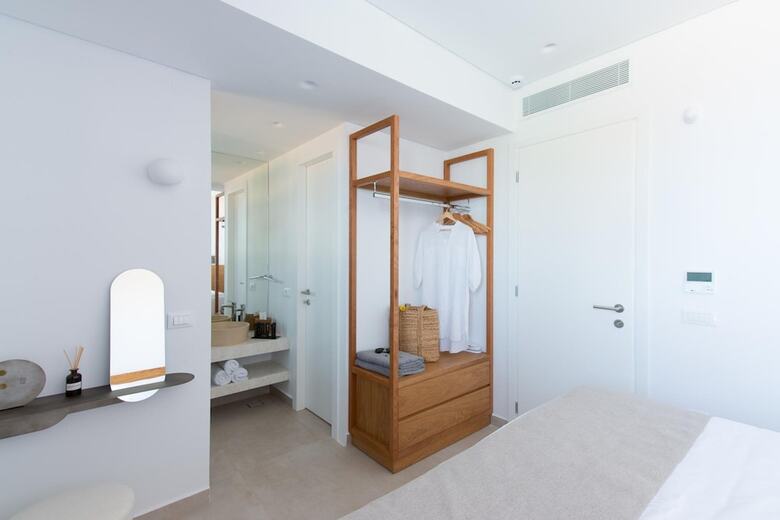 Plethora Luxury Suites