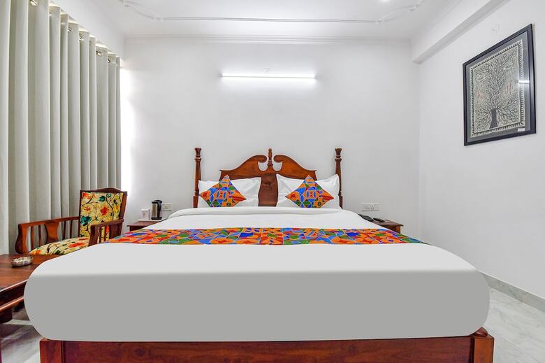 Fabhotel Umrao Haveli With Pool