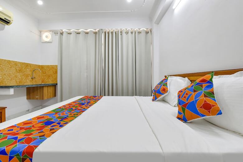 Fabhotel Umrao Haveli With Pool