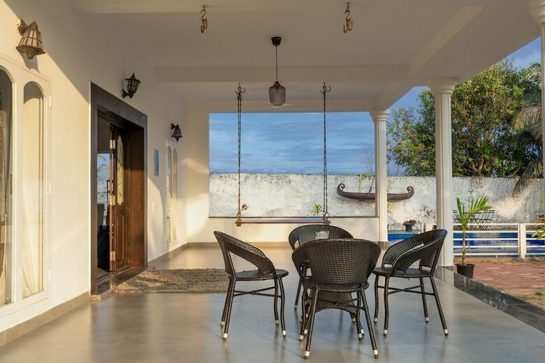 Hotel Truliv Villa Cabana