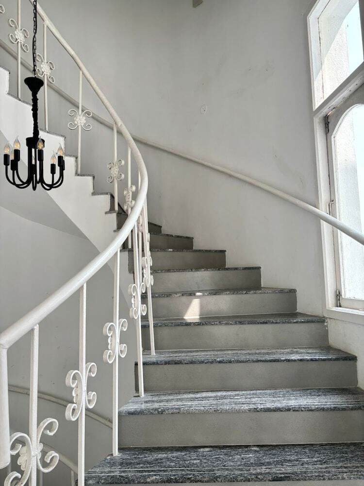 Hotel Truliv Villa Cabana