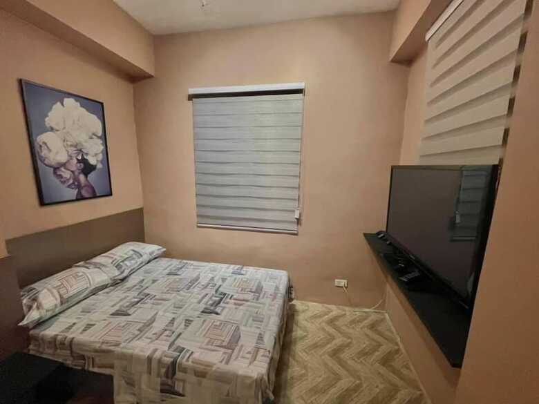 Aparthotel 83 F. Bautista St
