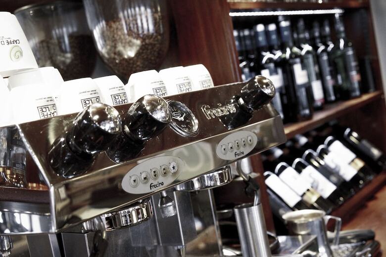 Posada Shard Riverside Hotel, Bar & Restaurant