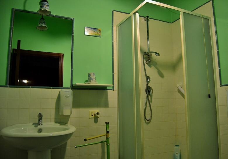 Bed & Breakfast B B S Elia Villa Surrounded By Greenery Inside The Historic Dubini Park