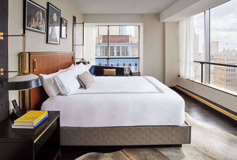 Hotel Thompson Dallas, By Hyatt