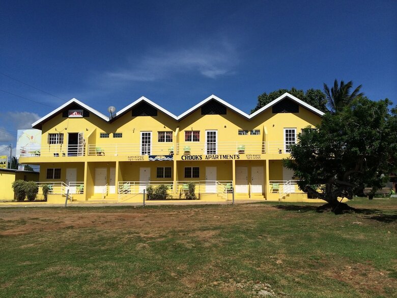 Apartamentos Bagos Eco Retreat & Cafe