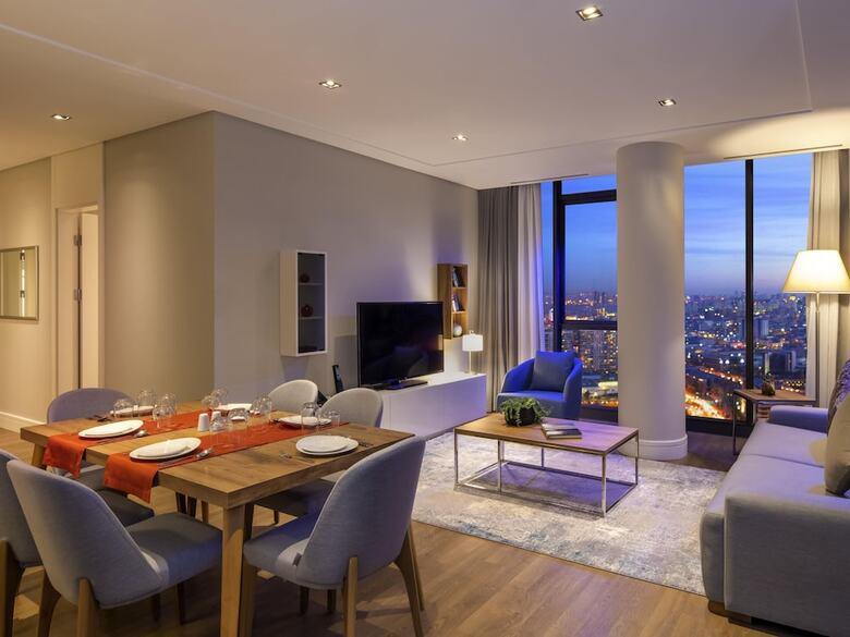 Hotel M�venpick Living Istanbul West