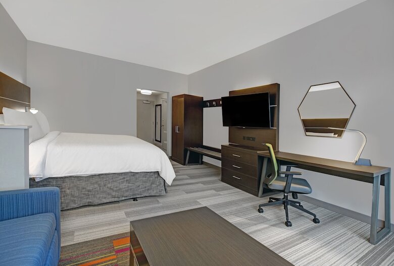Hotel Holiday Inn Express Milwaukee Downtown By Ihg