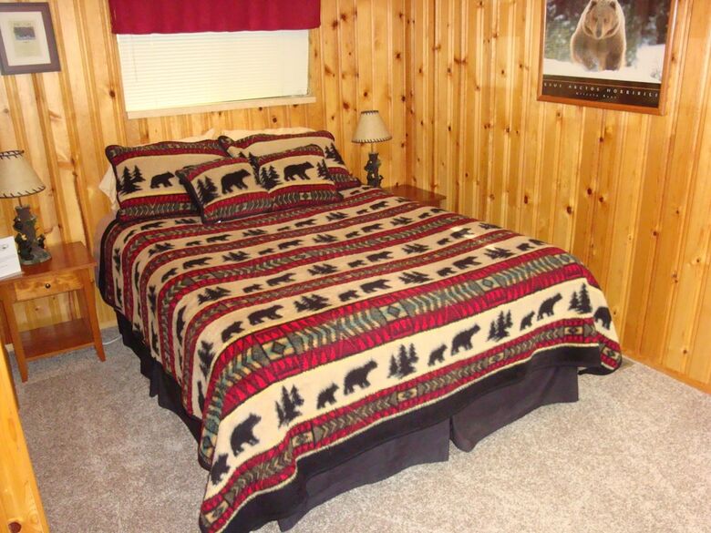 Hotel Yellowstone Wildlife Cabins