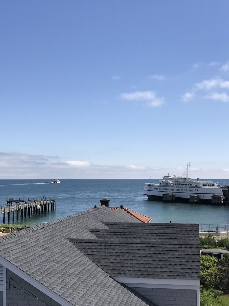 Mv Surfside Hotel