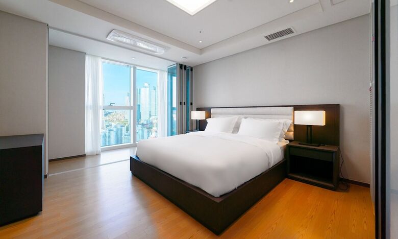 Aparthotel Newcz Lct Residence