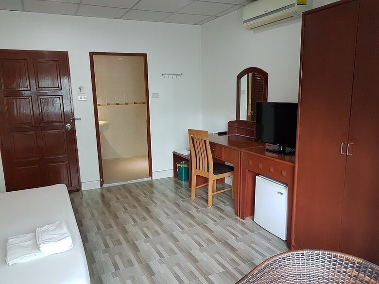 Welcome Inn Hotel Karon Beach