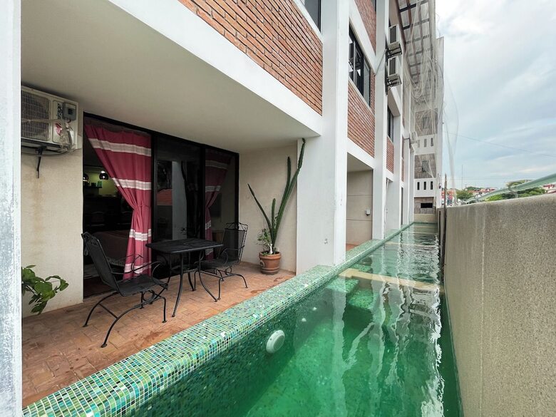 Madre Tierra Hotel & Coworking & Hostal