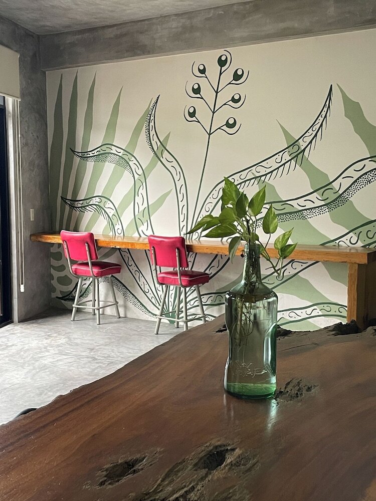 Madre Tierra Hotel & Coworking & Hostal