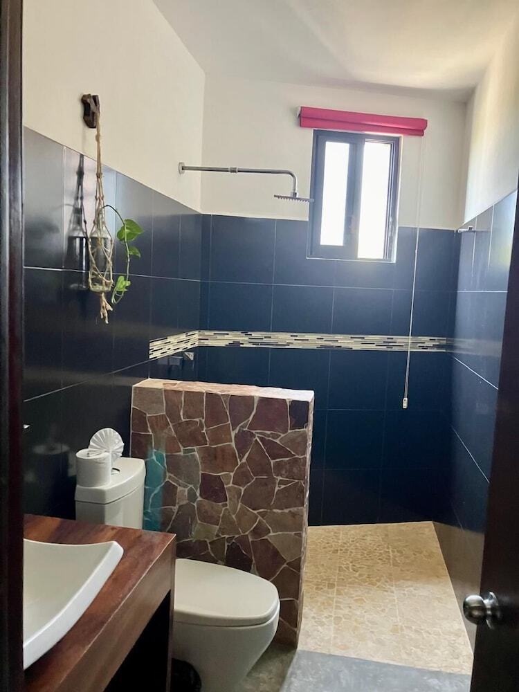 Madre Tierra Hotel & Coworking & Hostal