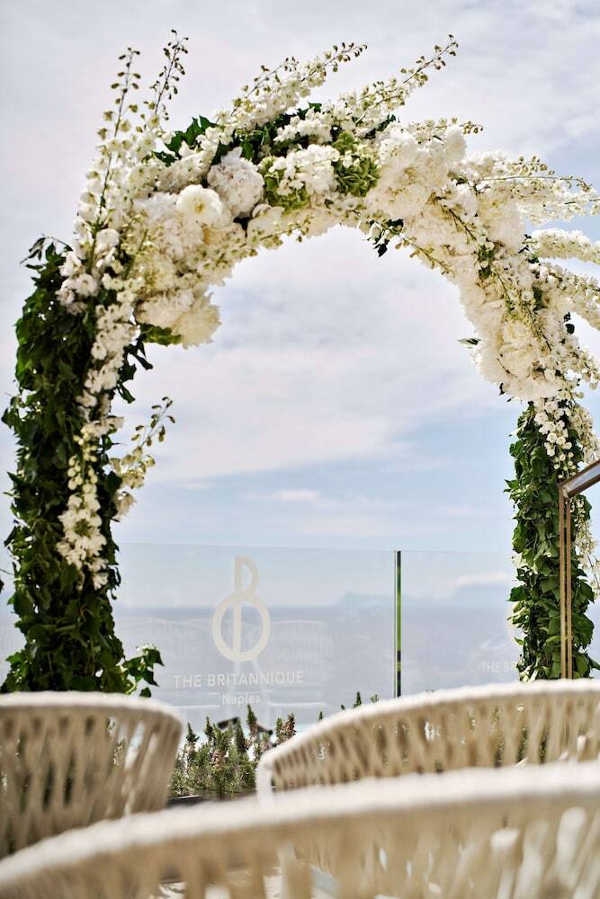 Hotel De Bonart Naples, Curio Collection By Hilton