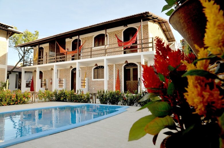 Aparthotel Oxente Travel