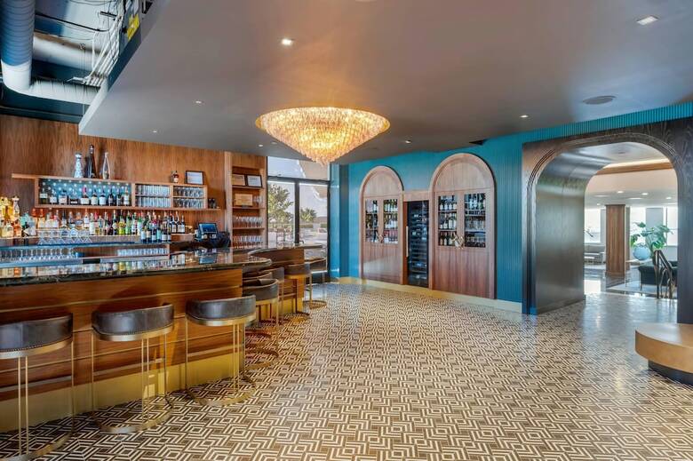 Cambria Hotel Detroit Downtown