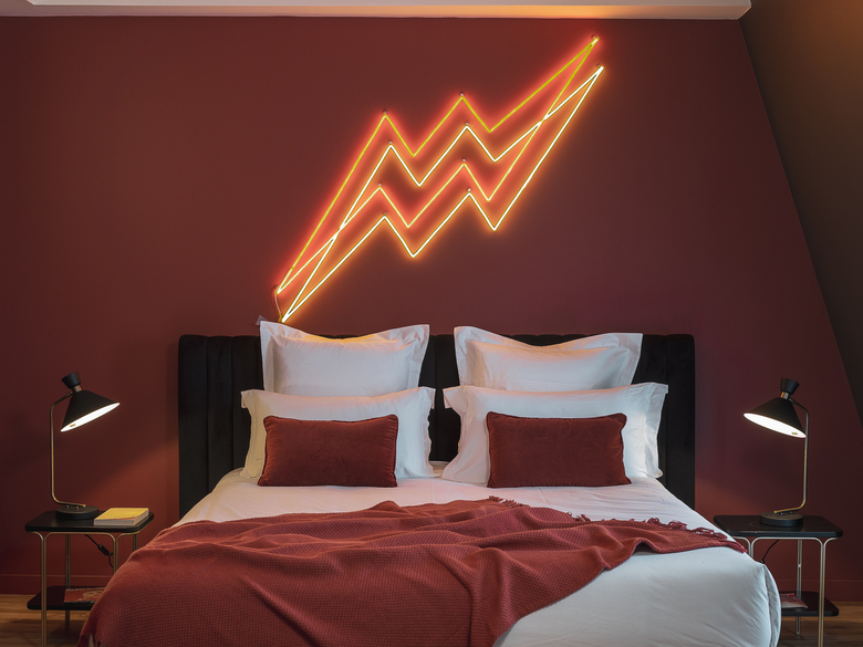 Seven Hotel