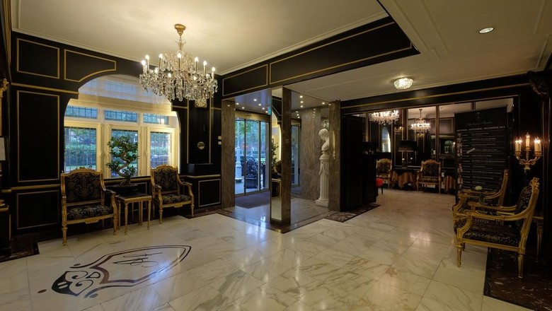 Apollofirst Boutique Hotel