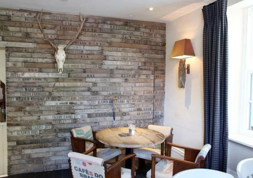 The Crown Hotel
