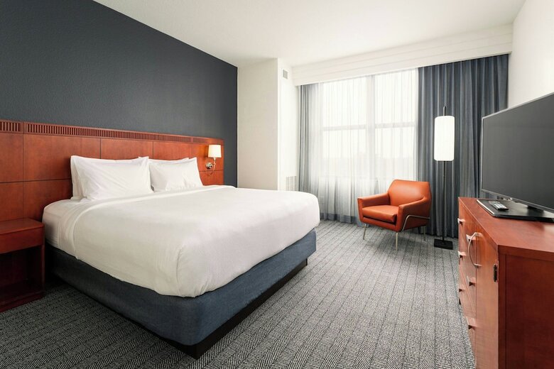 Hotel Courtyard By Marriott St. Petersburg Downtown