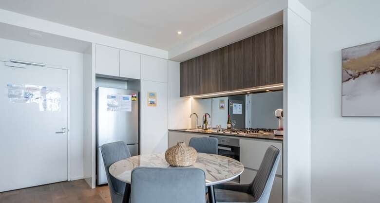 Melbourne Private Apartments - Collins Street Waterfront, Docklands