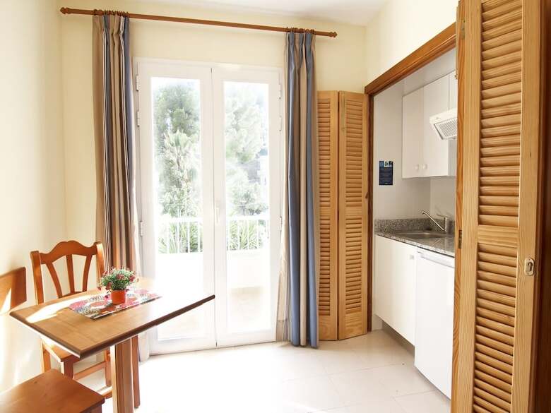Hotel Apartamentos Niza