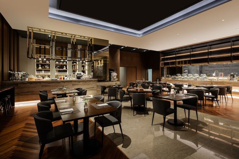 Ramada Seoul Sindorim Hotel