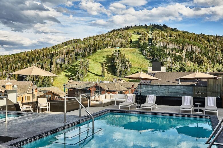 Hotel Goldener Hirsch, Auberge Collection