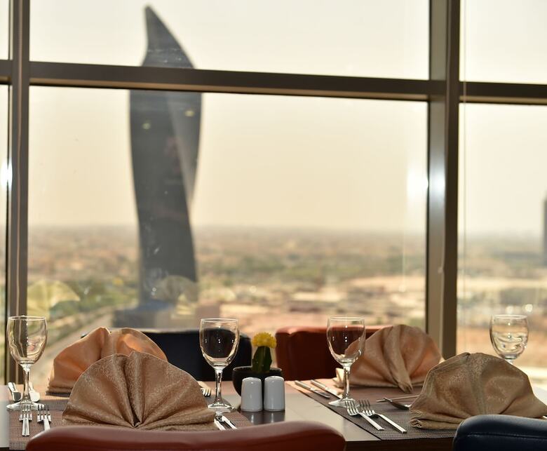 Hotel Ramada Encore By Wyndham Kuwait Downtown