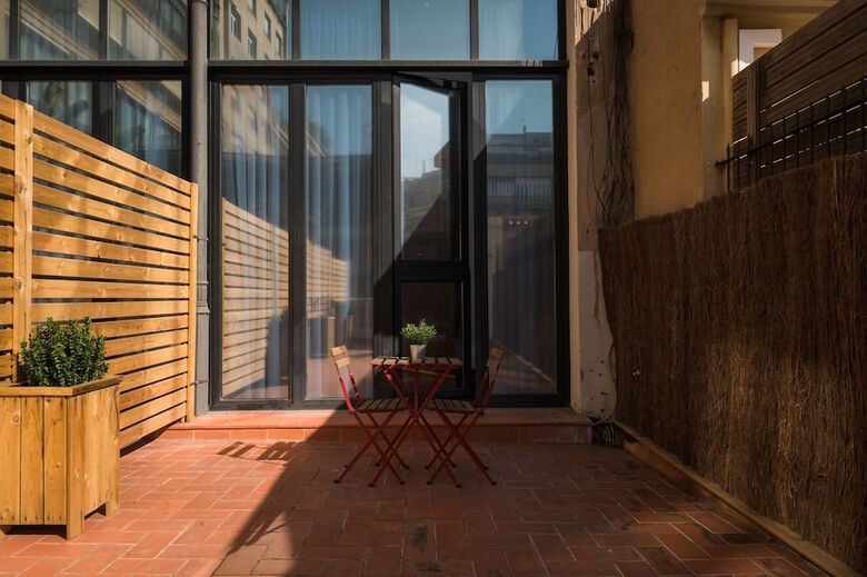 Pension Hostal Live Natura Barcelona