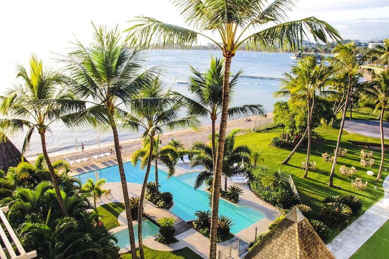 Hotel Chateau Royal Beach Resort And Spa
